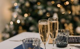 Kyriad Metz Centre - Restaurant Karousel