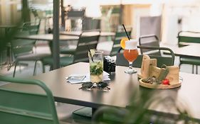 Kyriad Metz Centre - Restaurant Karousel